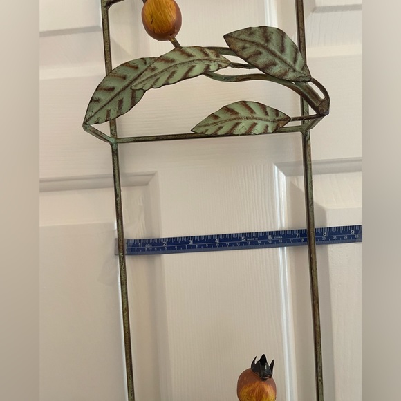 Antique Decorative Shelves - Picture 6 of 10